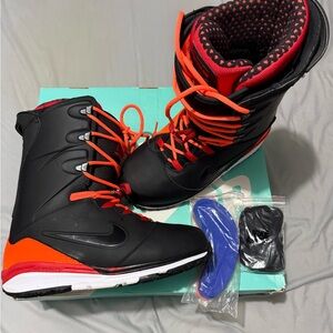 Nike SB Lunarendor Snowboard Boots Men’s 9.5